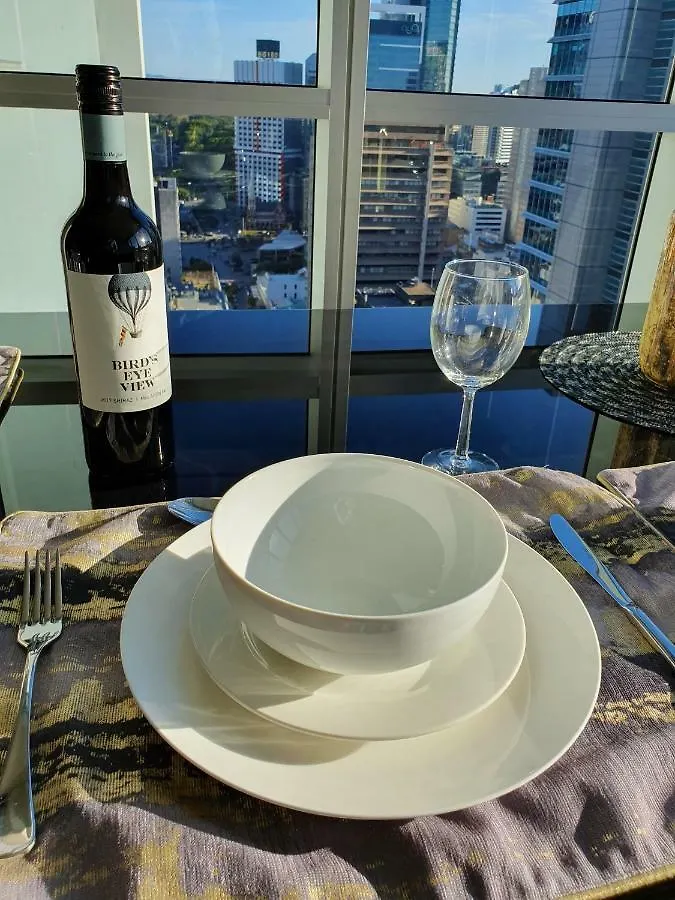 2Br Epic Views ★Cbd★ 2 Cars ★Pool★Wine★Gym★Netflix Apartment Brisbane Australia